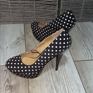 Polka Dot Forever 21 pumps with platform